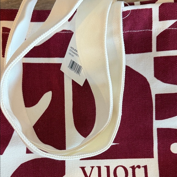 Vuori Limited Edition Strawberry 🍓 Tote - Picture 5 of 6